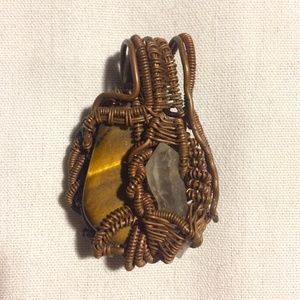 Handmade wire wrap pendant with tigerseye & quartz